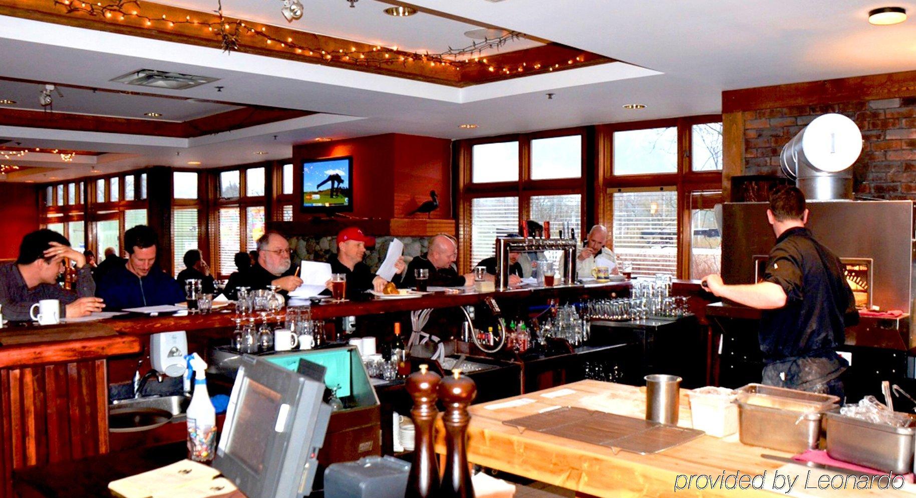 Howe Sound Inn & Brewing Company Squamish Esterno foto