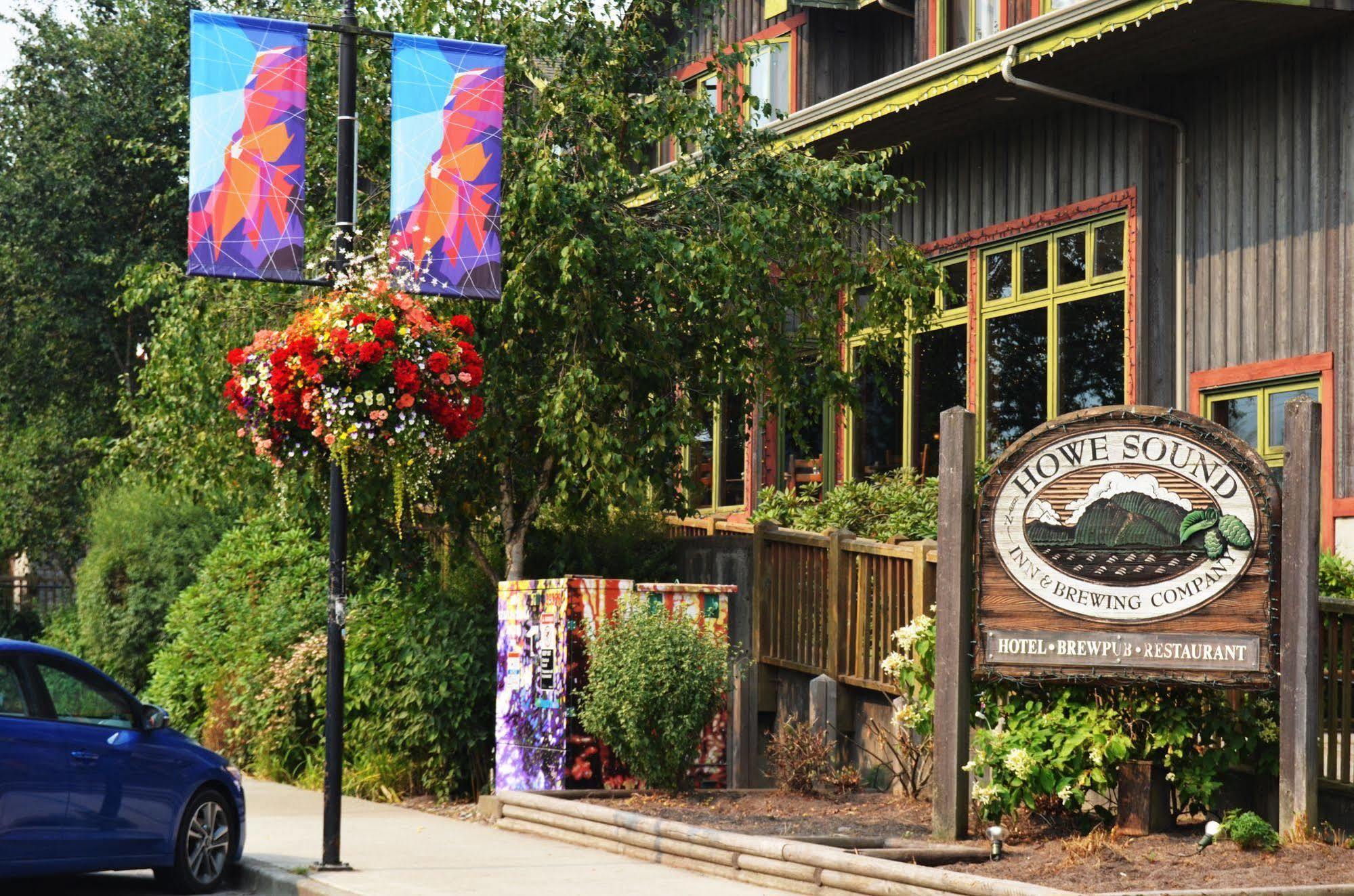Howe Sound Inn & Brewing Company Squamish Esterno foto